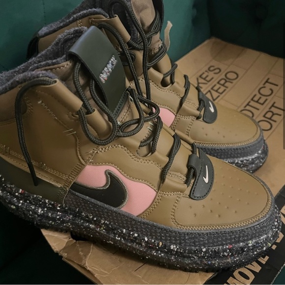 Air Force 1 Boots - Picture 4 of 4